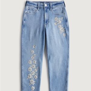 Hollister Light Blue Floral Embroidered Boyfriend Jeans 28P
